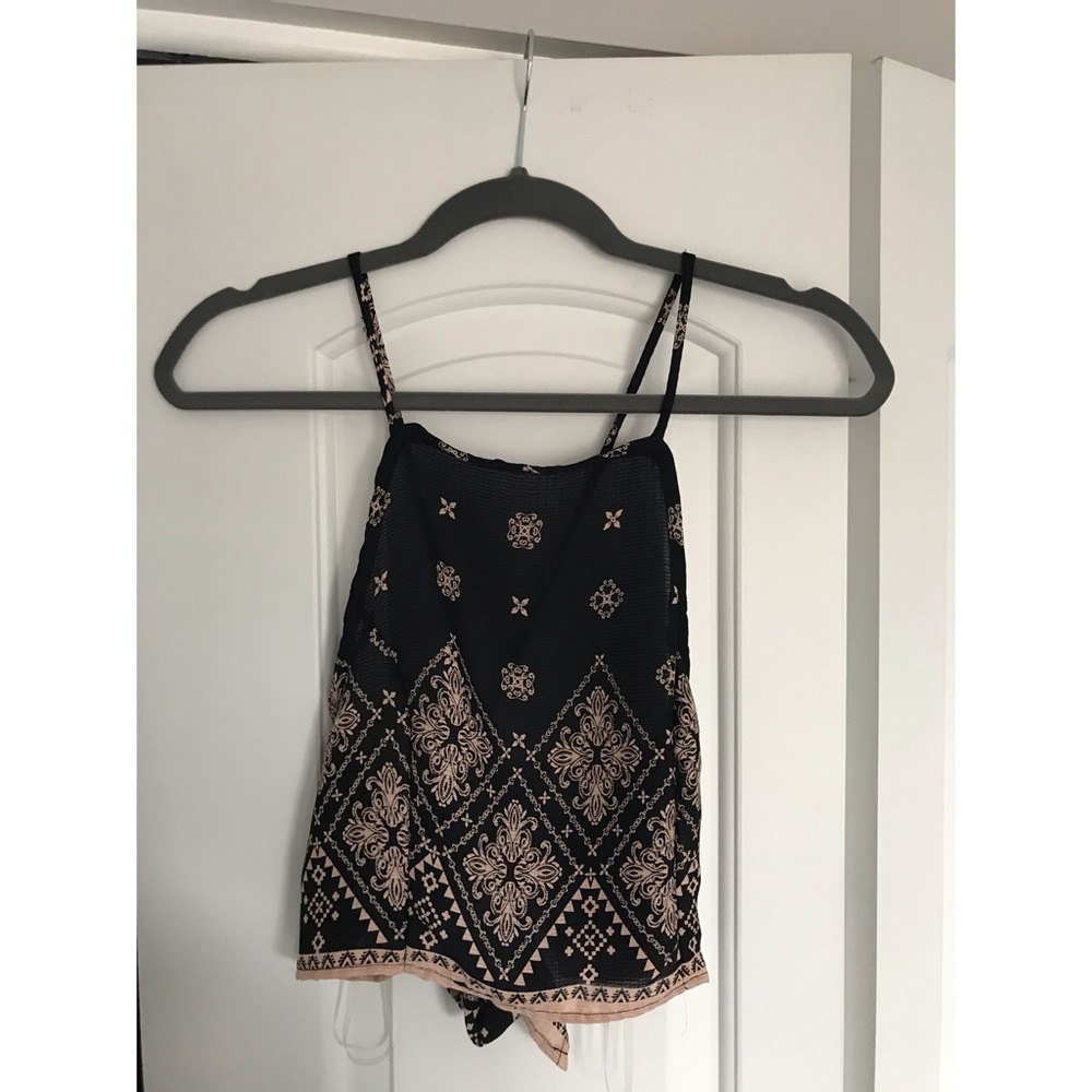 Damasque Print Crop Top